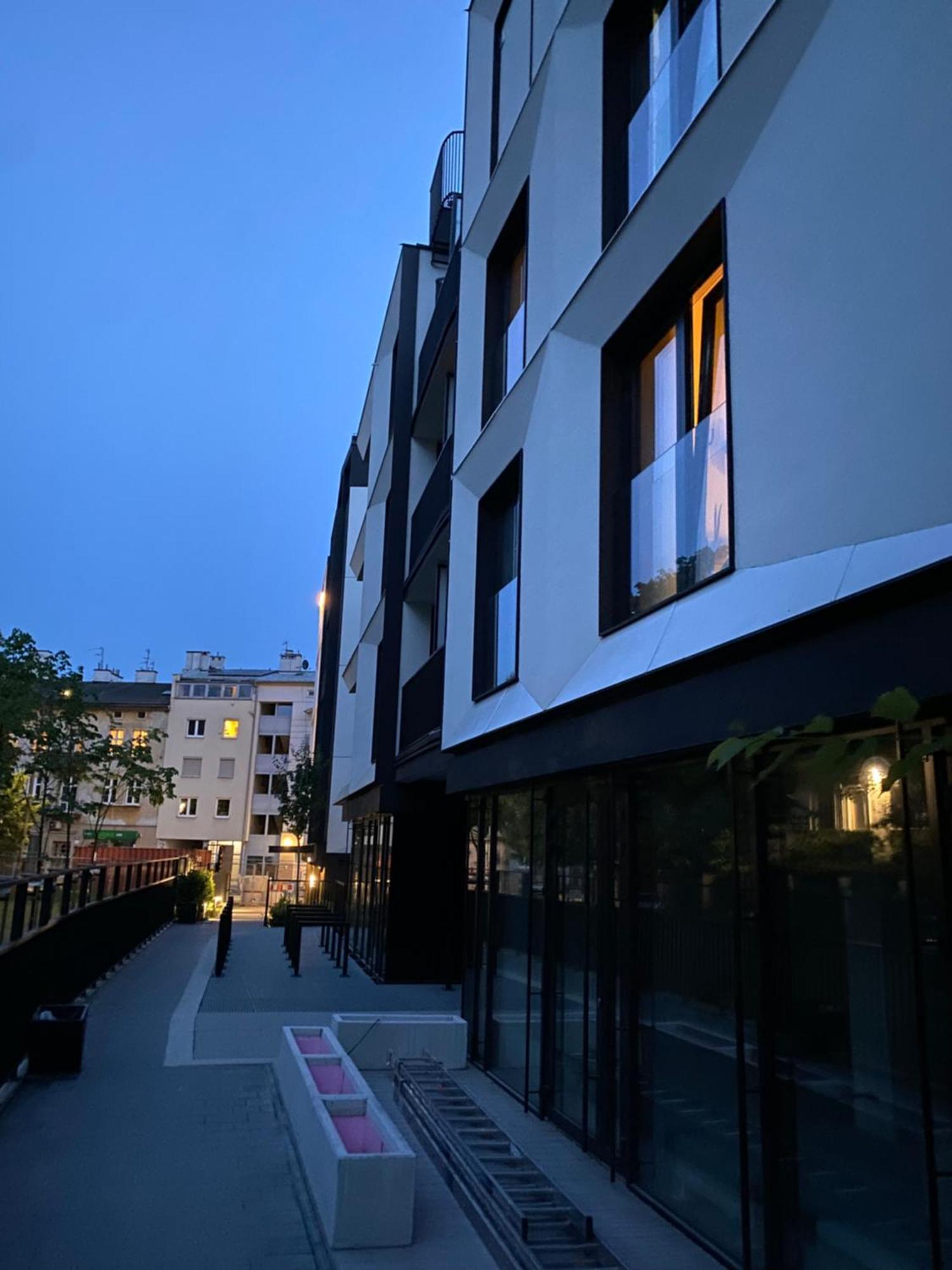Lux Stays By Torres At K39 크라쿠프 외부 사진