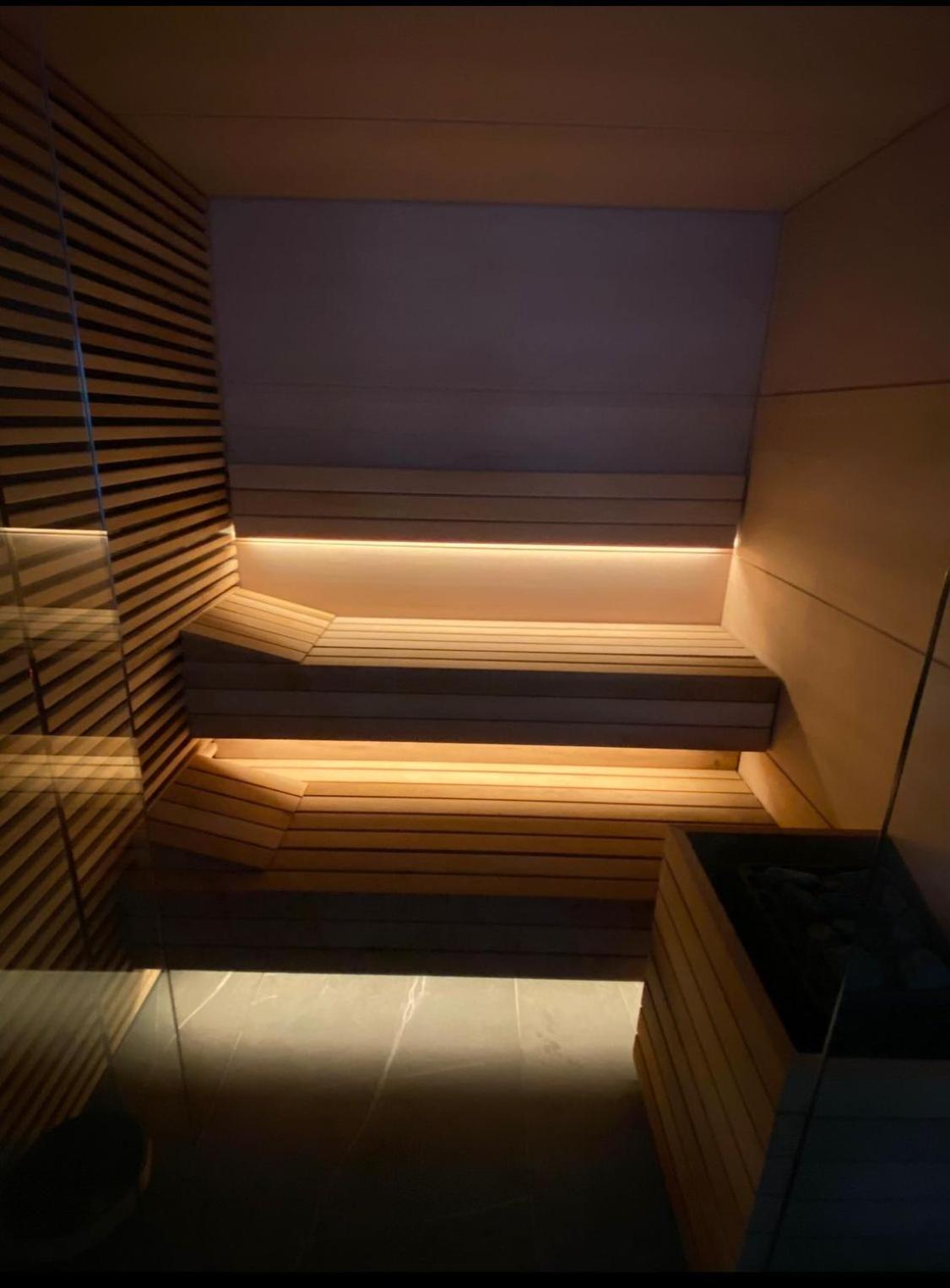 Lux Stays By Torres At K39 크라쿠프 외부 사진